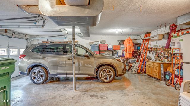 415 Heritage Drive, Bristol, VA 24201