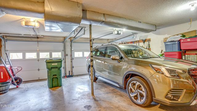 415 Heritage Drive, Bristol, VA 24201