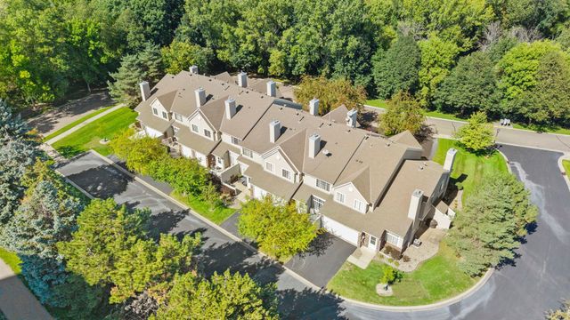 8763 Branson Drive 90, Inver Grove Heights, MN 55076