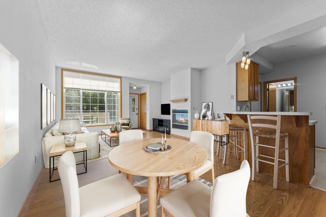 8763 Branson Drive 90, Inver Grove Heights, MN 55076