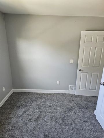 5056 Bewick Street, Detroit, MI 48213