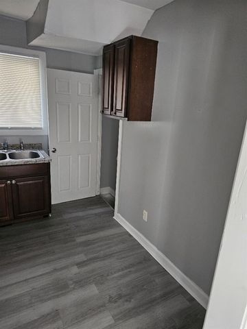 5056 Bewick Street, Detroit, MI 48213