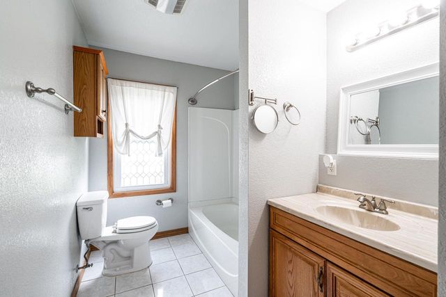 640 Park AVENUE, South Milwaukee, WI 53172