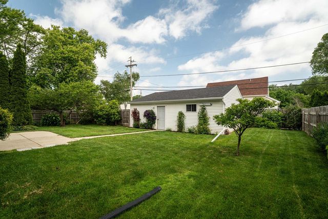 640 Park AVENUE, South Milwaukee, WI 53172