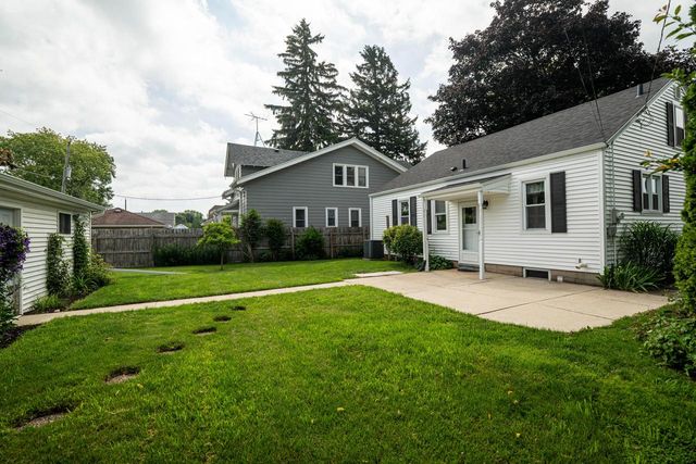 640 Park AVENUE, South Milwaukee, WI 53172