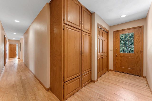 2530 W PALISADES DRIVE, Appleton, WI 54915