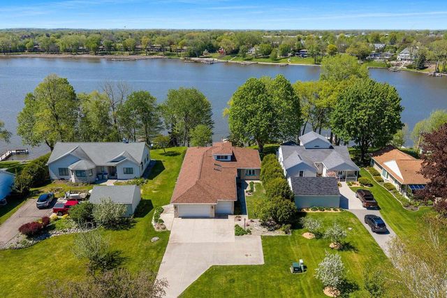 2530 W PALISADES DRIVE, Appleton, WI 54915