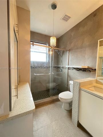 6524 Hidden Cove Dr 1-4, Davie, FL 33314