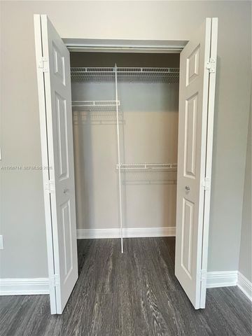 6524 Hidden Cove Dr 1-4, Davie, FL 33314