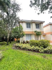 6524 Hidden Cove Dr 1-4, Davie, FL 33314