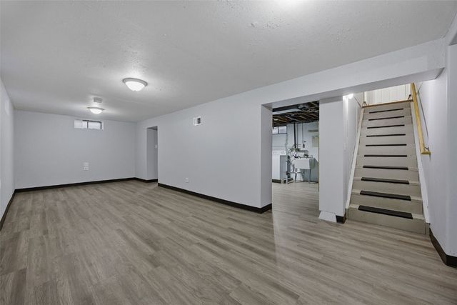 1341 Memorial Dr SE, Cedar Rapids, IA 52403