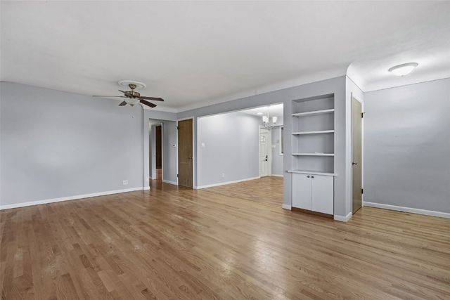 1341 Memorial Dr SE, Cedar Rapids, IA 52403