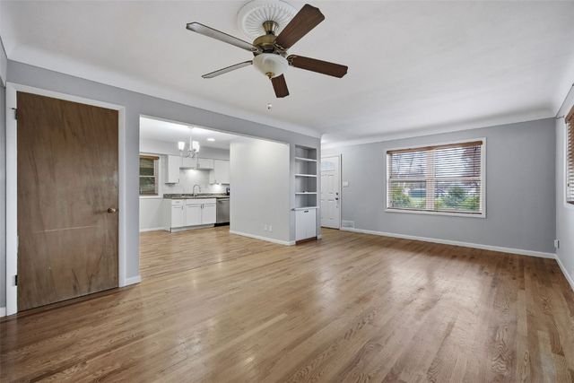 1341 Memorial Dr SE, Cedar Rapids, IA 52403