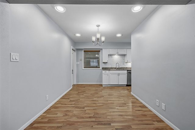 1341 Memorial Dr SE, Cedar Rapids, IA 52403