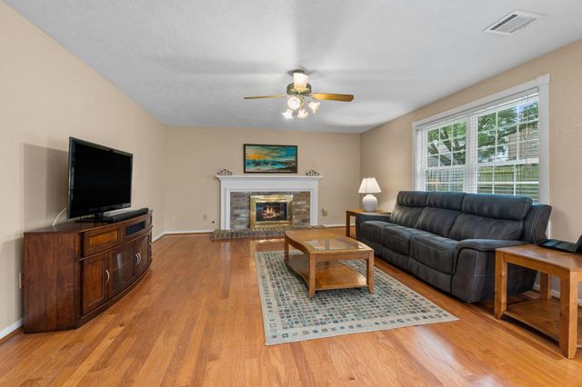 9302 Wandsworth Drive, Spring, TX 77379