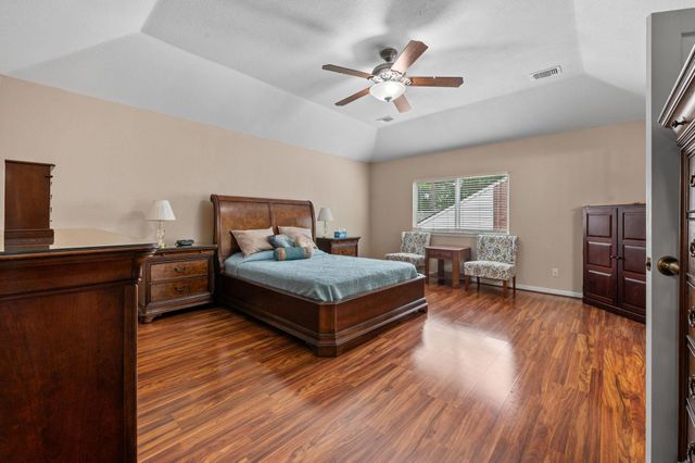9302 Wandsworth Drive, Spring, TX 77379