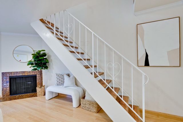 447 Oak Avenue, Redwood City, CA 94061