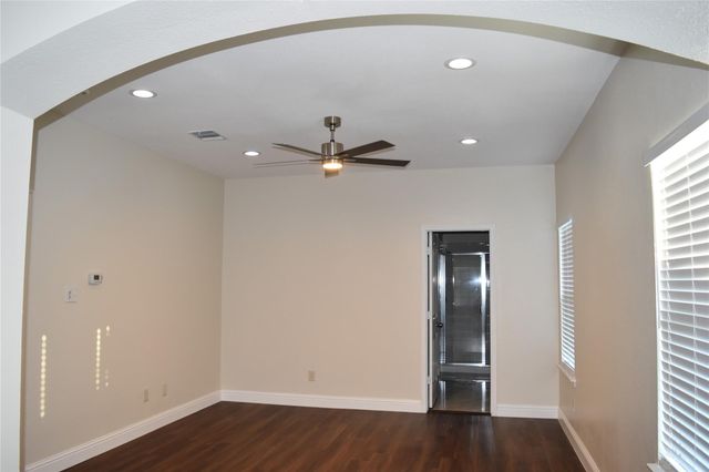 411 Paddock Lane, Celina, TX 75009