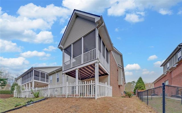 926 Brenau Point Drive, Gainesville, GA 30501