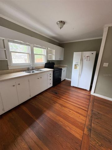 425 AVENUE B NE, Winter Haven, FL 33881