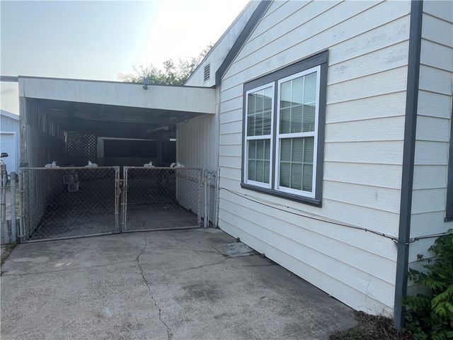 1453 14th St, Corpus Christi, TX 78404