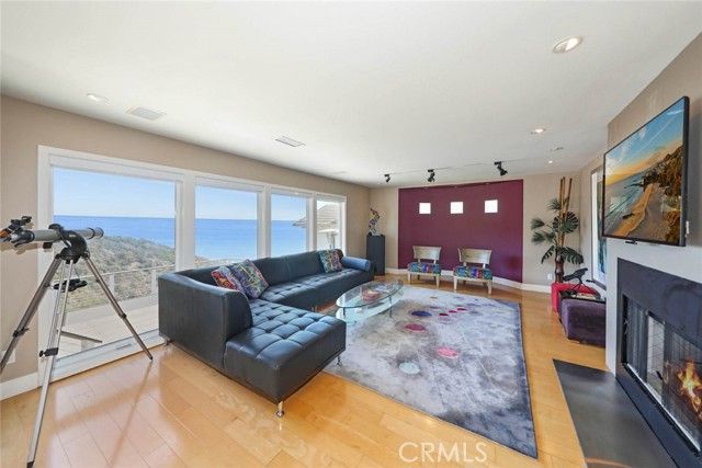 661 Nyes, Laguna Beach, CA 92651