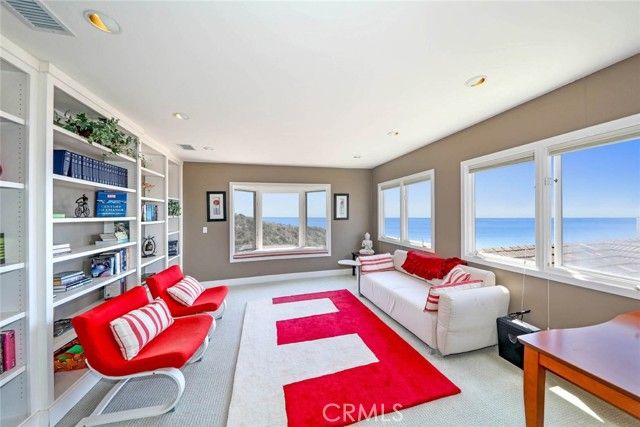 661 Nyes, Laguna Beach, CA 92651