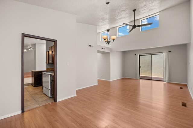 3108 DALLAS Street NE, Albuquerque, NM 87110