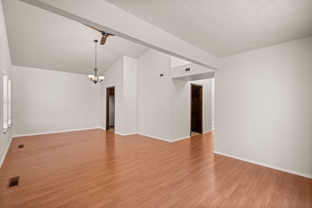 3108 DALLAS Street NE, Albuquerque, NM 87110