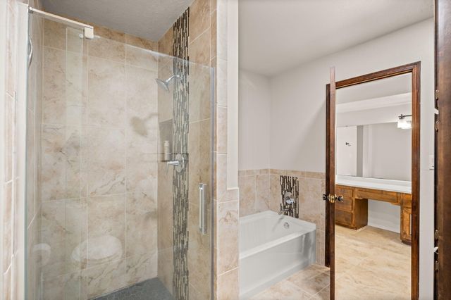 3108 DALLAS Street NE, Albuquerque, NM 87110