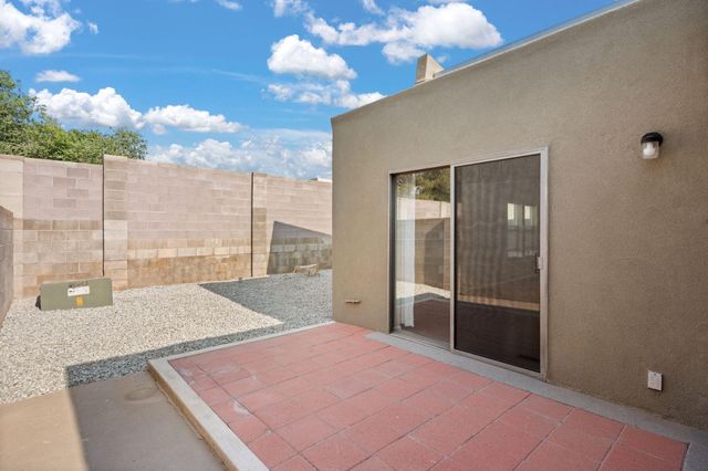 3108 DALLAS Street NE, Albuquerque, NM 87110