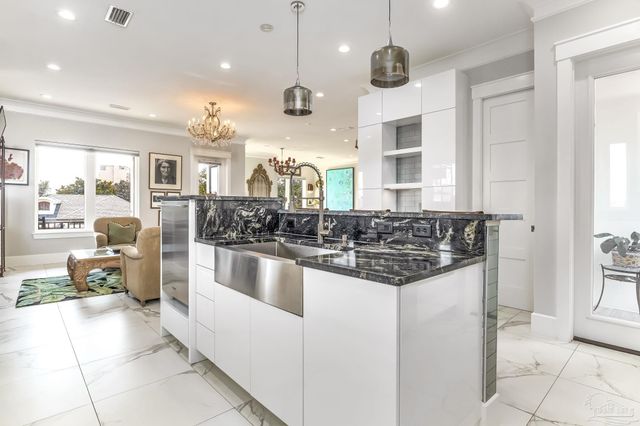 1522 White Caps Ln, Pensacola, FL 32507