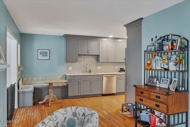 1003 Sterling Ridge Drive, Rensselaer, NY 12144