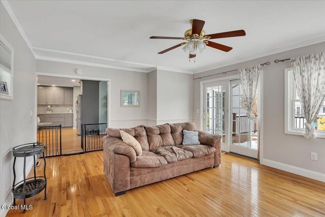 1003 Sterling Ridge Drive, Rensselaer, NY 12144