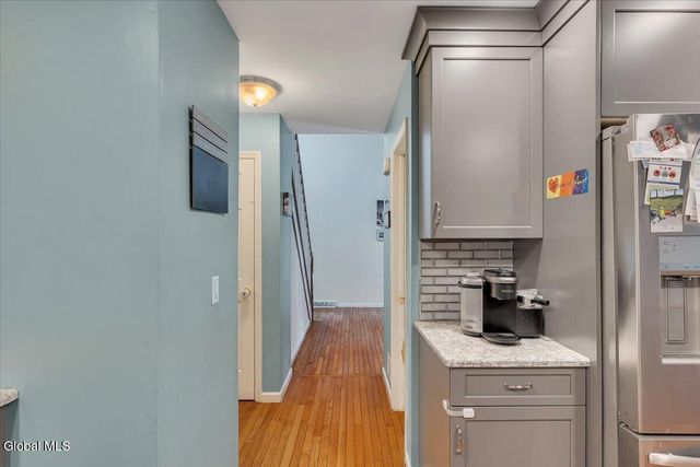 1003 Sterling Ridge Drive, Rensselaer, NY 12144