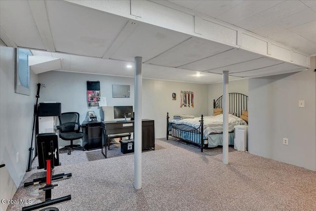 1003 Sterling Ridge Drive, Rensselaer, NY 12144