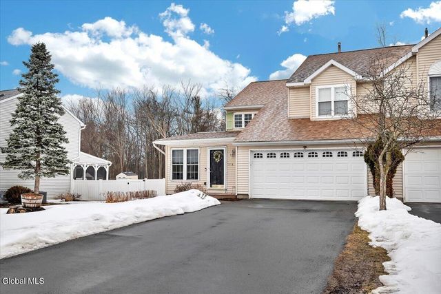 1003 Sterling Ridge Drive, Rensselaer, NY 12144