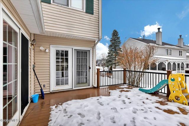 1003 Sterling Ridge Drive, Rensselaer, NY 12144