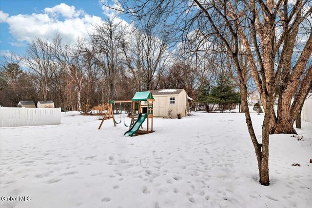 1003 Sterling Ridge Drive, Rensselaer, NY 12144