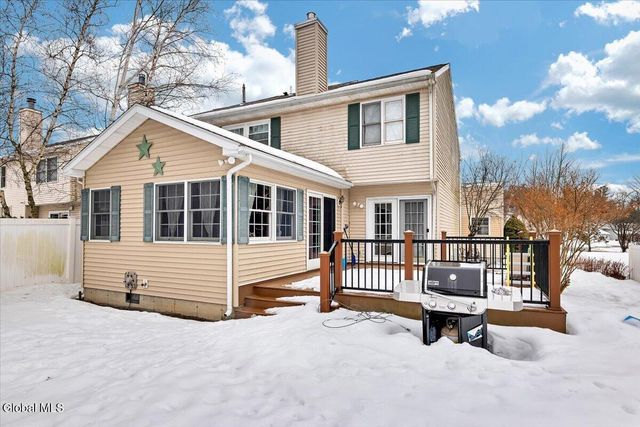 1003 Sterling Ridge Drive, Rensselaer, NY 12144