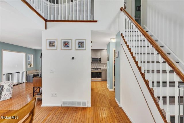 1003 Sterling Ridge Drive, Rensselaer, NY 12144