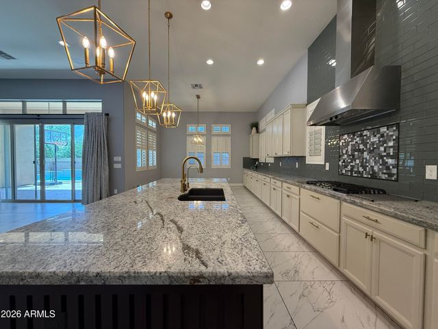 2307 E MAHOGANY Place, Chandler, AZ 85249
