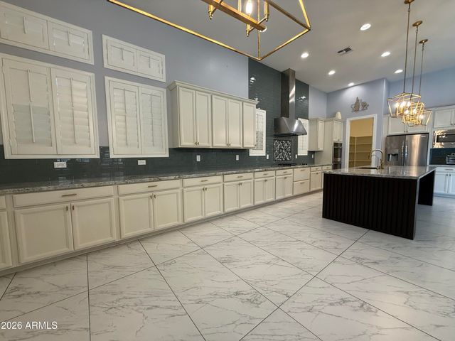 2307 E MAHOGANY Place, Chandler, AZ 85249