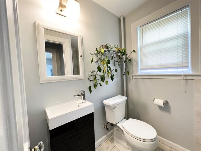 31 Grassmere Rd -, Brookline, MA 02467