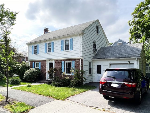 31 Grassmere Rd -, Brookline, MA 02467