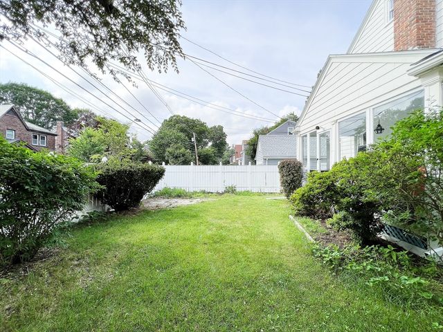 31 Grassmere Rd -, Brookline, MA 02467