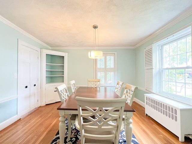 31 Grassmere Rd -, Brookline, MA 02467