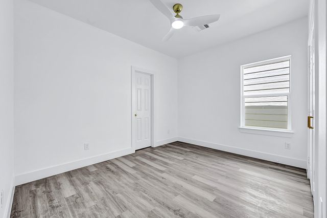 2325 Hampton Street, Houston, TX 77088