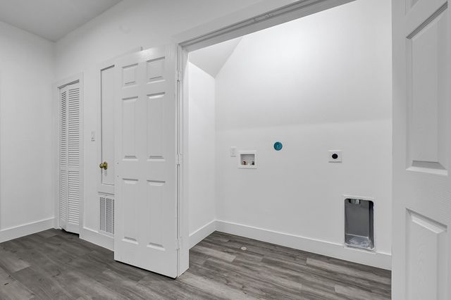 2325 Hampton Street, Houston, TX 77088