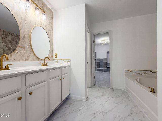 574 Botanical Court, Bunnlevel, NC 28323